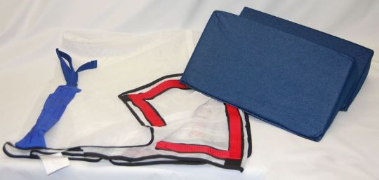 mesh bed sheet with wedges