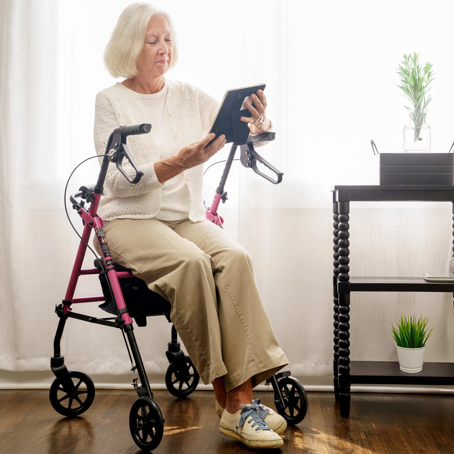 Step 'N Rest Adjustable Rolling Walker