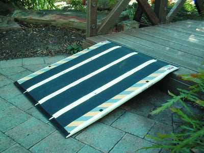 DECPAC Personal Standard 2'10" Fiberglass Ramp